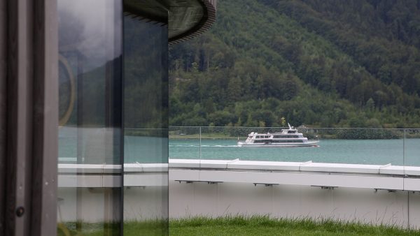 Das Schwimmbad neben dem Badesee Das Schwimmbad neben dem Badesee