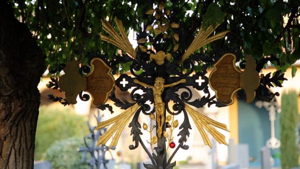 Gedenken an die Heiligen und Verstorbenen