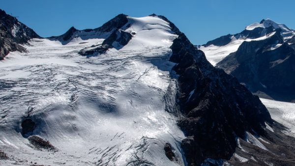 Gletscherschmelzen im Alpinen Raum
