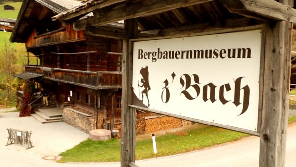 z’Bach ein Bergbauernmuseum voll mit Tiroler Tradition