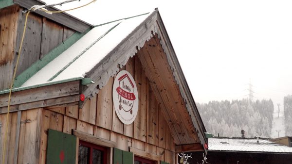 Tiroler Handwerkskunst auf Rädern 